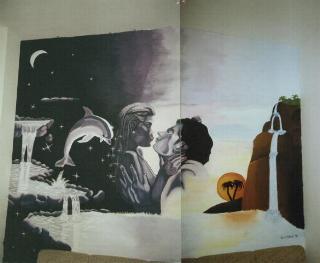 Das Wandbild aus zwei Fotos zusammengesetzt
